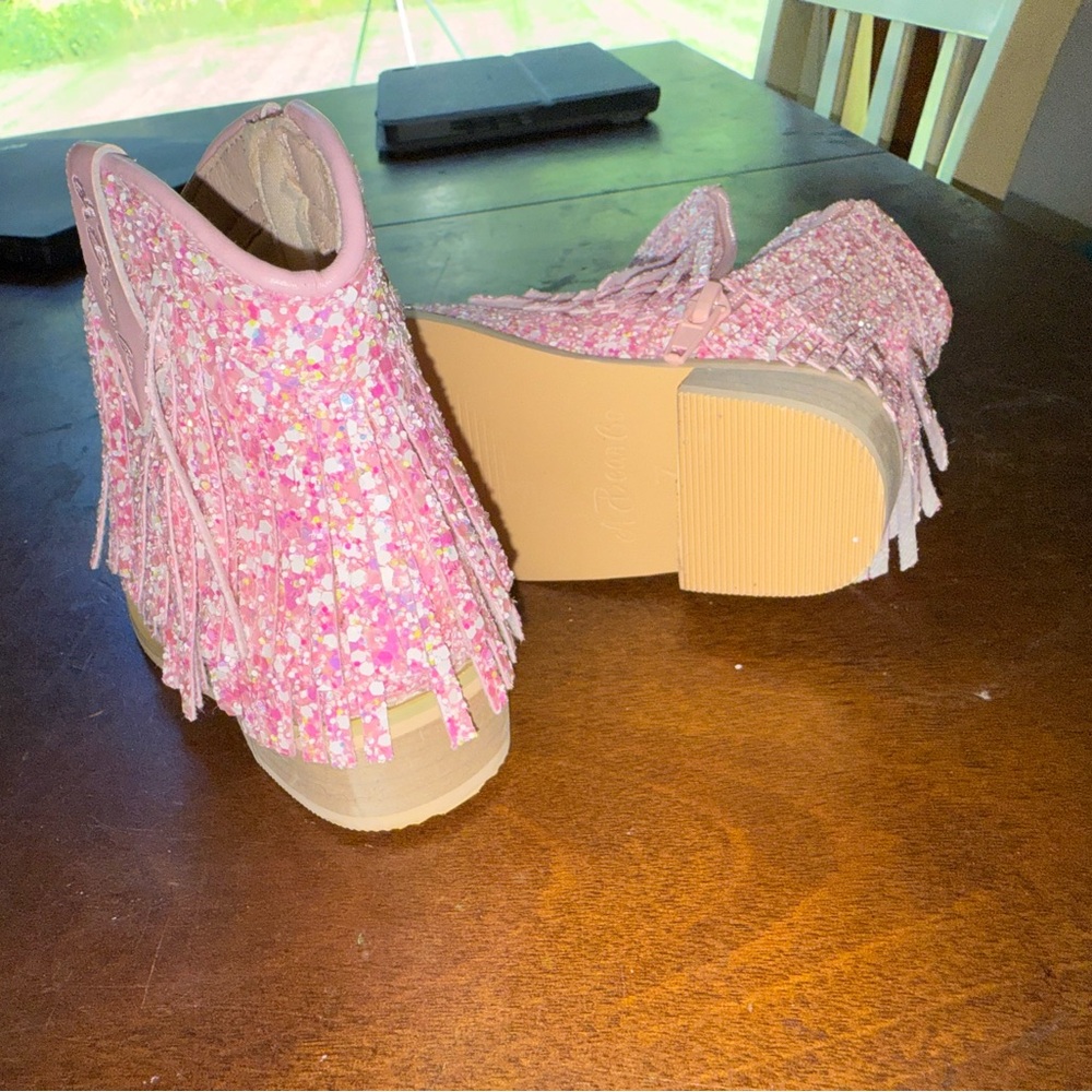 Girls cowgirl boots